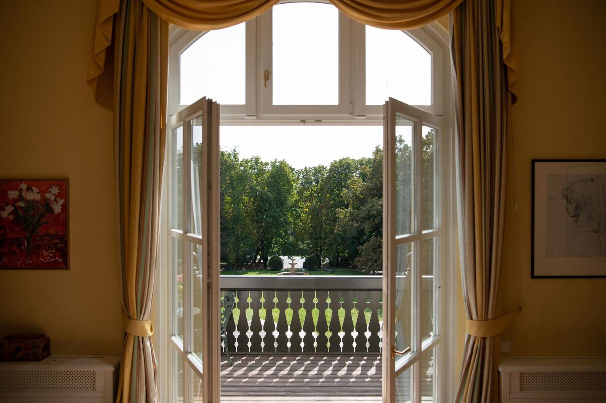 Castle Hotel Grof Degenfeld Superior Tarcal Exterior foto