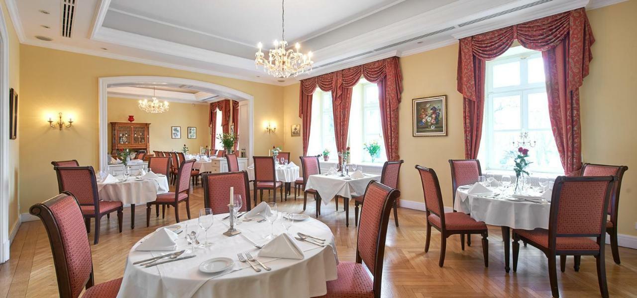 Castle Hotel Grof Degenfeld Superior Tarcal Exterior foto